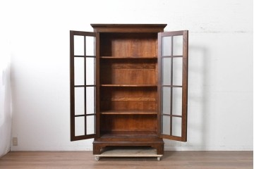 中古　美品　松本民芸家具　格子ガラス扉が品格を添えるC型書棚　定価約75万円　(R-089611)