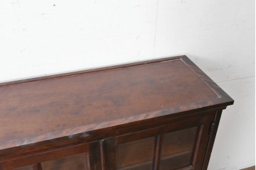 《台輪取り付け加工費込み》　中古　希少な廃番品　北海道民芸家具　格子ガラス扉のサイドボード　(R-089613)