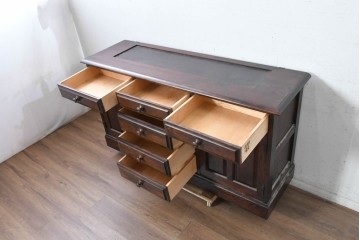 《天板取り付け加工費込み》　中古　希少な廃番品　和洋を問わず馴染むクラシカルな意匠の北海道民芸家具　サイドボード　(R-089614)