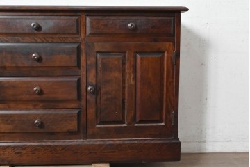 《天板取り付け加工費込み》　中古　希少な廃番品　和洋を問わず馴染むクラシカルな意匠の北海道民芸家具　サイドボード　(R-089614)