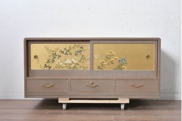 中古　国産職人手作り　総桐材　並厚　金地に草花と小鳥を描いた引き戸が上品なローボード　(R-089622)