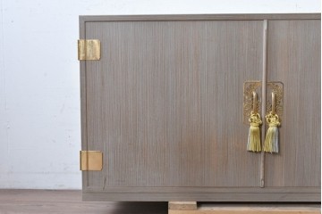 《天板取り付け加工費込み》　中古　国産職人手作り　並厚　繊細な透かし金具と房飾りが上品な総桐着物箪笥　(R-089623)