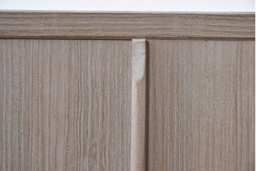 《天板取り付け加工費込み》　中古　国産職人手作り　並厚　繊細な透かし金具と房飾りが上品な総桐着物箪笥　(R-089623)