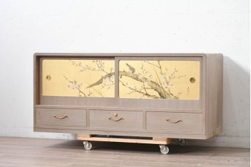 中古　国産職人手作り　総桐材　並厚　梅花に小鳥の図が上品なローボード　(R-089626)