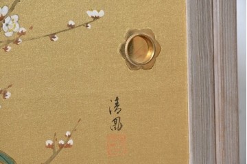 中古　国産職人手作り　総桐材　並厚　梅花に小鳥の図が上品なローボード　(R-089626)