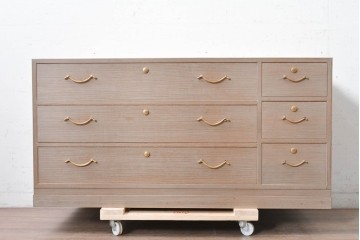 《天板取り付け加工費込み》　中古　国産職人手作り　並厚　大小6杯の引き出しを備えた総桐箪笥　(R-089628)