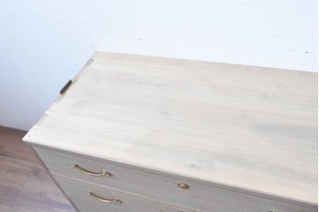 《天板取り付け加工費込み》　中古　国産職人手作り　並厚　大小6杯の引き出しを備えた総桐箪笥　(R-089628)