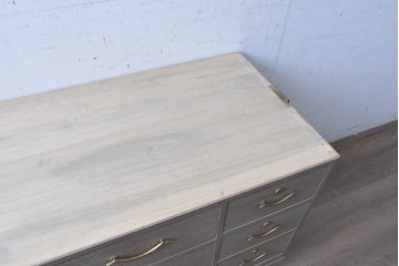 《天板取り付け加工費込み》　中古　国産職人手作り　並厚　大小6杯の引き出しを備えた総桐箪笥　(R-089628)