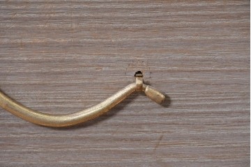 《天板取り付け加工費込み》　中古　国産職人手作り　並厚　大小6杯の引き出しを備えた総桐箪笥　(R-089628)