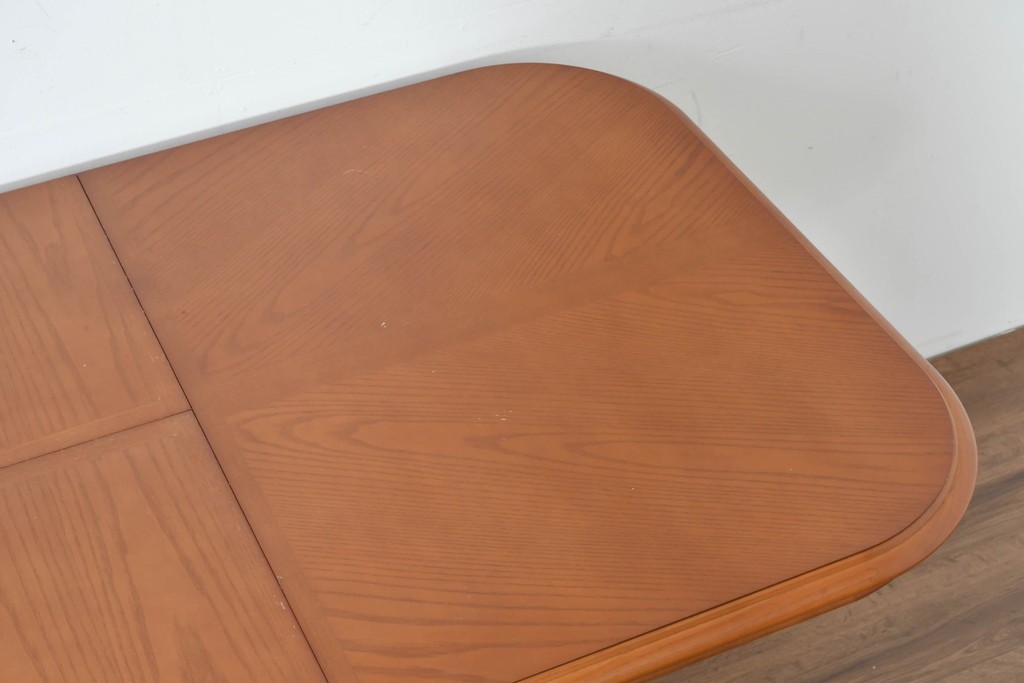 中古　maruni(マルニ木工)　地中海シリーズ　丸みのあるフォルムが上品な伸長式ダイニングテーブル　定価約30万円　(R-089631)