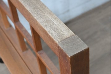 和製ヴィンテージ　国産　チーク材　北欧デザインの1人掛けソファ　(R-089634)