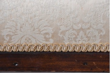イギリスアンティーク　ターニングレッグが上品なロングスツール　(R-089635)