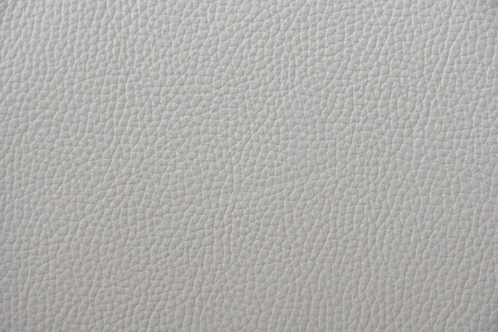 中古　IDC大塚家具　L/Sシリーズ　本革　すっきりとしたホワイトカラーのオットマン　定価約7万円　(R-089636)