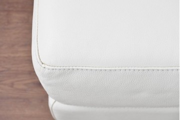 中古　IDC大塚家具　L/Sシリーズ　本革　すっきりとしたホワイトカラーのオットマン　定価約7万円　(R-089637)