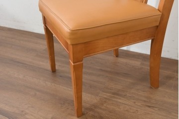 中古　美品　maruni(マルニ木工)　地中海シリーズ　フェイクレザー　すっきりとした直線的なフレームのニースチェア4脚セット　定価(4脚合計)約30万円　(R-089639)