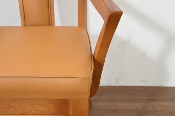 中古　美品　maruni(マルニ木工)　地中海シリーズ　ニースチェア　フェイクレザーのダイニングチェア2脚セット　定価(2脚合計)約18万円　(R-089640)