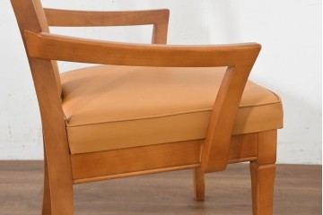 中古　美品　maruni(マルニ木工)　地中海シリーズ　ニースチェア　フェイクレザーのダイニングチェア2脚セット　定価(2脚合計)約18万円　(R-089640)