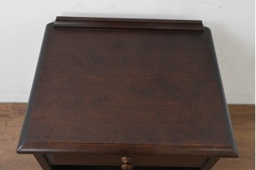 中古　北海道民芸家具　引き出し付きのサイドテーブル　(R-089643)