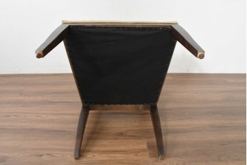 中古　アメリカ最高級ブランド　Century Furniture(センチュリー・ファニチャー)　品格漂う佇まいが魅力のアームチェア　定価約50万円　(R-089645)