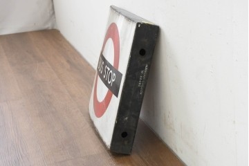 イギリスヴィンテージ　ロンドン交通局　ラウンデル(Roundel)　BUS STOP(バスストップ)　バス停の看板　(R-089648)