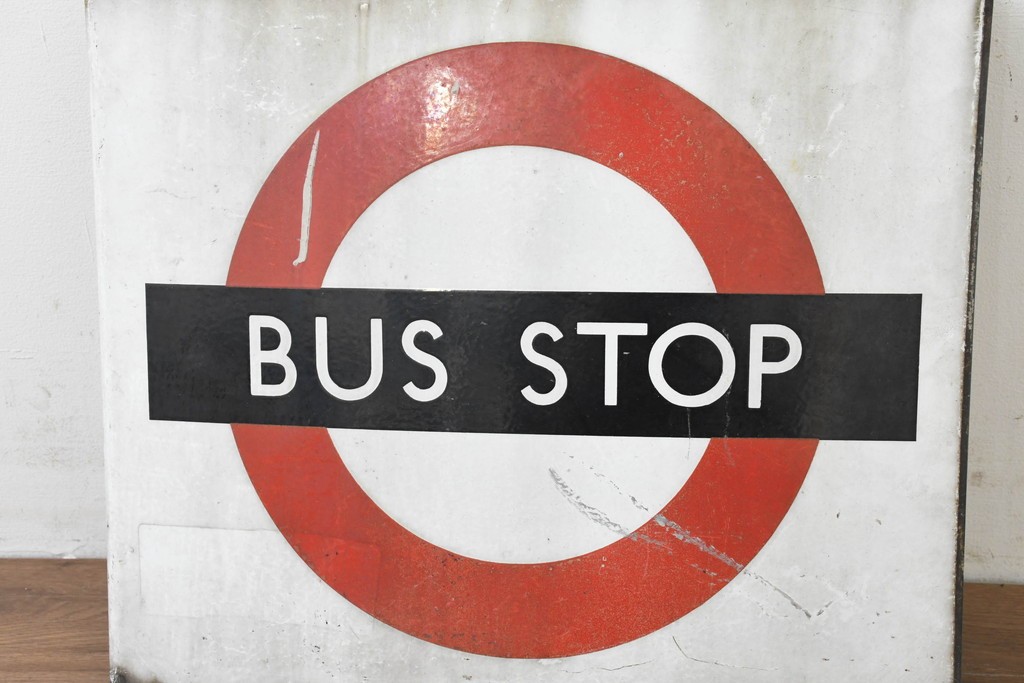 イギリスヴィンテージ　ロンドン交通局　ラウンデル(Roundel)　BUS STOP(バスストップ)　バス停の看板　(R-089648)