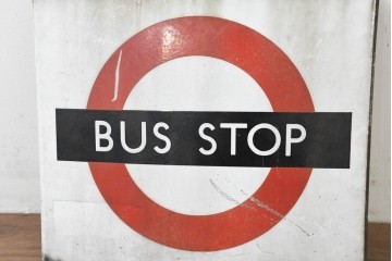 イギリスヴィンテージ　ロンドン交通局　ラウンデル(Roundel)　BUS STOP(バスストップ)　バス停の看板　(R-089648)