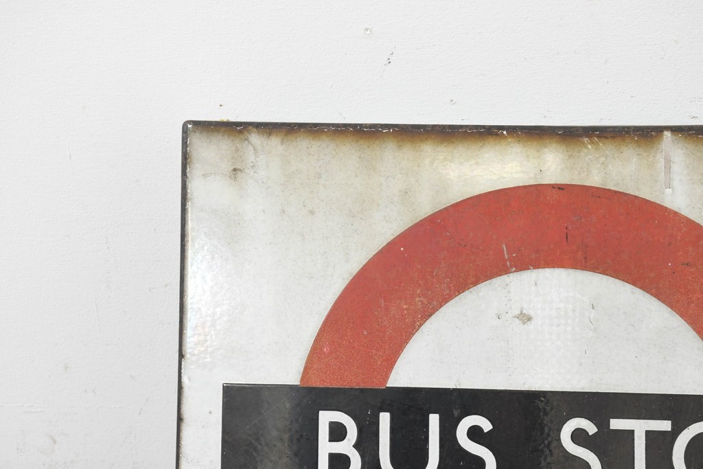 イギリスヴィンテージ　ロンドン交通局　ラウンデル(Roundel)　BUS STOP(バスストップ)　バス停の看板　(R-089648)