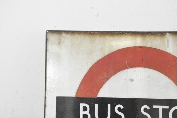 イギリスヴィンテージ　ロンドン交通局　ラウンデル(Roundel)　BUS STOP(バスストップ)　バス停の看板　(R-089648)