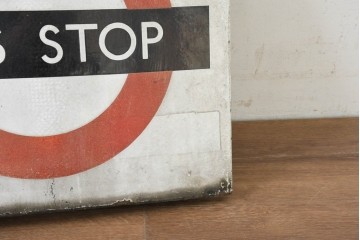 イギリスヴィンテージ　ロンドン交通局　ラウンデル(Roundel)　BUS STOP(バスストップ)　バス停の看板　(R-089648)