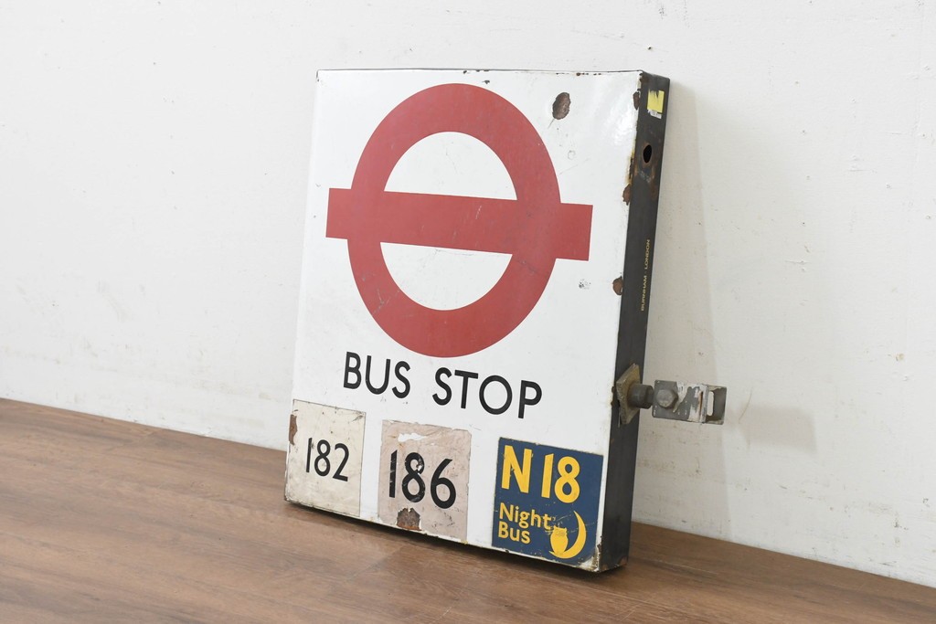 イギリスヴィンテージ　ロンドン交通局　プレーン・ラウンデル(Roundel)　BUS STOP(バスストップ)　バス停の看板　(R-089649)