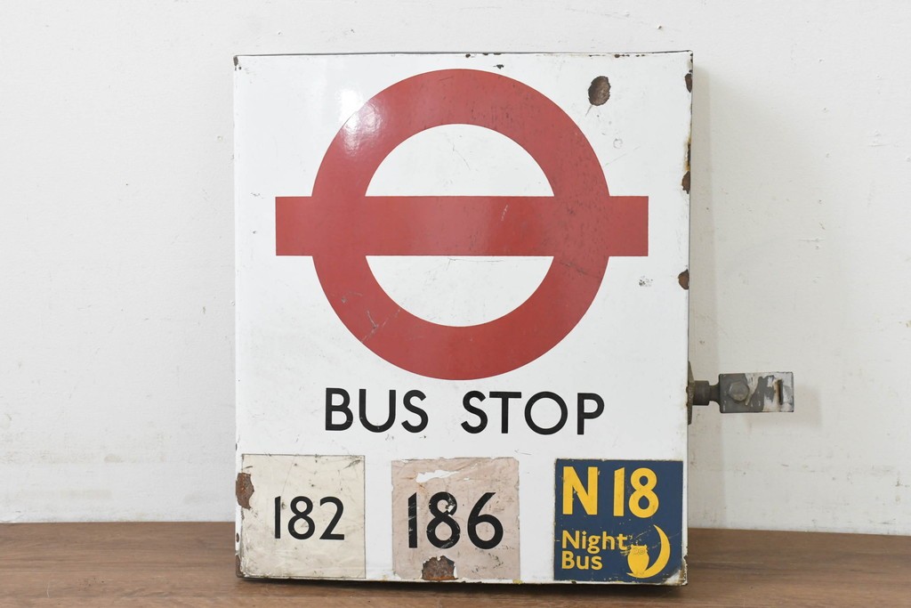 イギリスヴィンテージ　ロンドン交通局　プレーン・ラウンデル(Roundel)　BUS STOP(バスストップ)　バス停の看板　(R-089649)