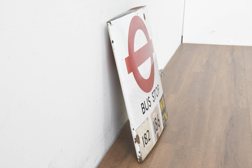 イギリスヴィンテージ　ロンドン交通局　プレーン・ラウンデル(Roundel)　BUS STOP(バスストップ)　バス停の看板　(R-089649)