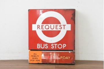 イギリスヴィンテージ　ロンドン交通局　ラウンデル(Roundel)　REQUEST BUS STOP(リクエスト・バスストップ)　バス停の看板　(R-089651)