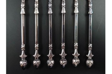 ドイツ　クリストフ・ウィドマン(CHRISTOPH WIDMANN)　W90　シルバープレート(銀メッキ)　繊細な装飾が魅力のカトラリーなど20点セット　外箱付き　(R-089656)