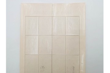 日本切手　日本赤十字社創立75年記念　未使用の切手シート2枚(2種・各20面)　額面300円分　(R-089660)