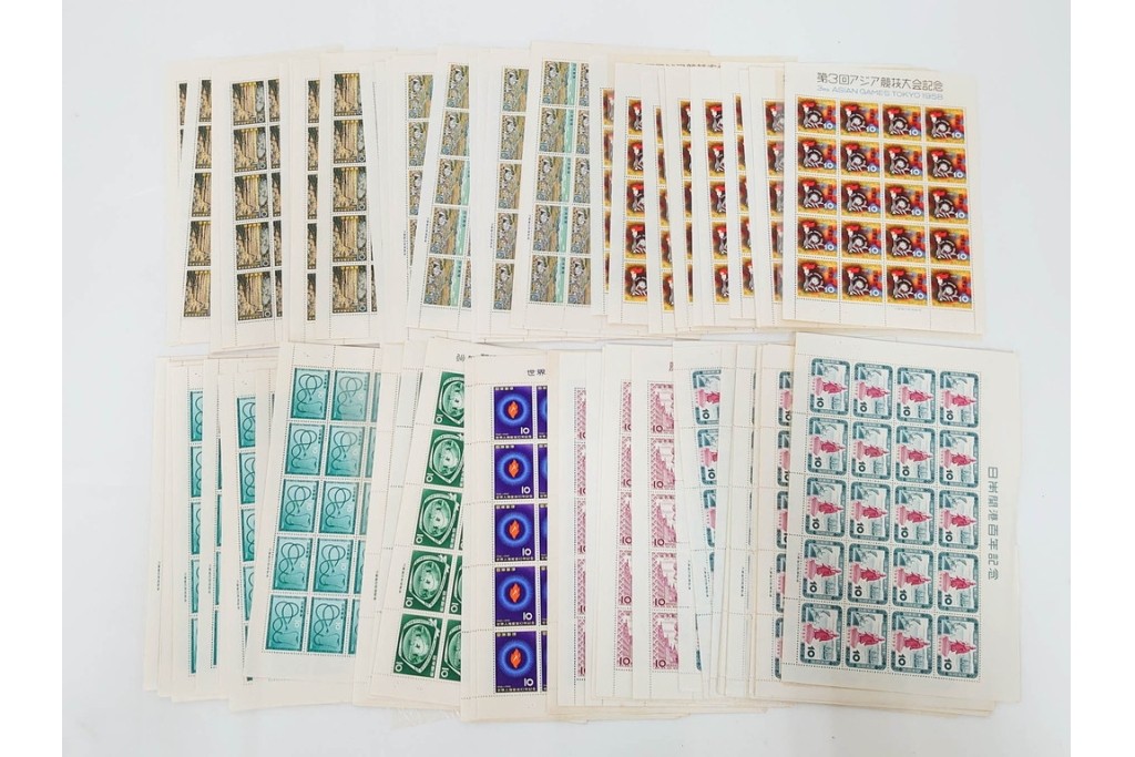 日本切手　多彩な図柄の未使用切手シート&バラまとめてセット　額面535,715円　(R-089662)