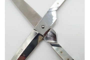 ドイツ　Solingen(ゾーリンゲン)　 ZWILLING J.A. HENCKELS(ツヴィリング J.A. ヘンケルス) 　マザーパールをあしらったスリードール鋏　外箱付き　(R-089669)