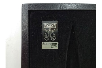 ドイツ　Solingen(ゾーリンゲン)　 ZWILLING J.A. HENCKELS(ツヴィリング J.A. ヘンケルス) 　マザーパールをあしらったスリードール鋏　外箱付き　(R-089669)