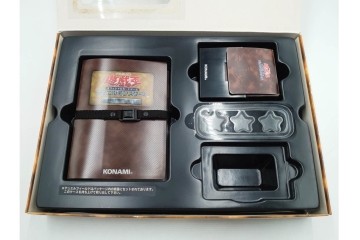 KONAMI(コナミ)　遊戯王　初期　スターターボックス&デュエルモンスターズEX　カードまとめてセット　青眼の白龍、エルフの剣士、ブラック・マジシャンなど　(R-089671)