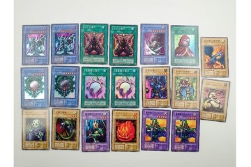 KONAMI(コナミ)　遊戯王　初期　スターターボックス&デュエルモンスターズEX　カードまとめてセット　青眼の白龍、エルフの剣士、ブラック・マジシャンなど　(R-089671)