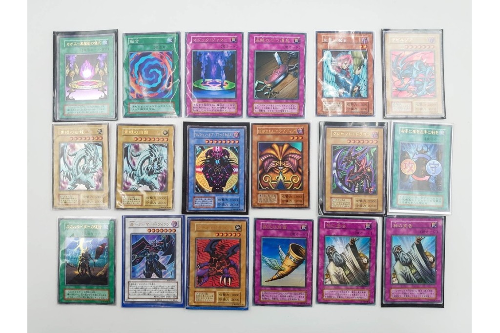 KONAMI(コナミ)　遊戯王　初期　スターターボックス&デュエルモンスターズEX　カードまとめてセット　青眼の白龍、エルフの剣士、ブラック・マジシャンなど　(R-089671)