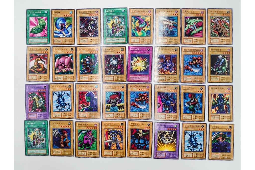 KONAMI(コナミ)　遊戯王　初期　スターターボックス&デュエルモンスターズEX　カードまとめてセット　青眼の白龍、エルフの剣士、ブラック・マジシャンなど　(R-089671)