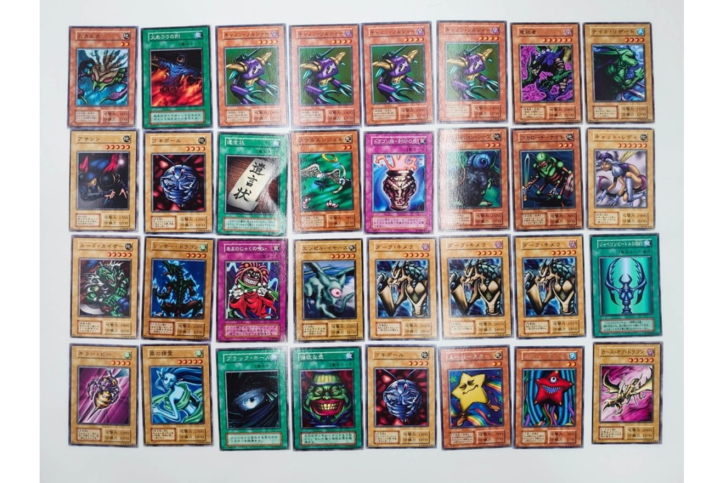 KONAMI(コナミ)　遊戯王　初期　スターターボックス&デュエルモンスターズEX　カードまとめてセット　青眼の白龍、エルフの剣士、ブラック・マジシャンなど　(R-089671)