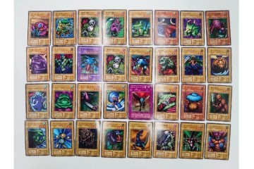 KONAMI(コナミ)　遊戯王　初期　スターターボックス&デュエルモンスターズEX　カードまとめてセット　青眼の白龍、エルフの剣士、ブラック・マジシャンなど　(R-089671)