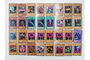 KONAMI(コナミ)　遊戯王　初期　スターターボックス&デュエルモンスターズEX　カードまとめてセット　青眼の白龍、エルフの剣士、ブラック・マジシャンなど　(R-089671)