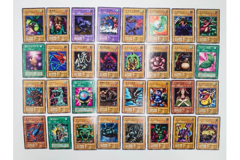 KONAMI(コナミ)　遊戯王　初期　スターターボックス&デュエルモンスターズEX　カードまとめてセット　青眼の白龍、エルフの剣士、ブラック・マジシャンなど　(R-089671)