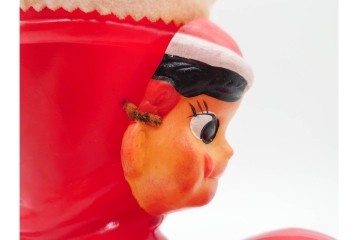 昭和レトロ　当時物　不二家　ソフビ製　サンタ姿のペコちゃんが可愛らしいクリスマスブーツ　(R-089674)