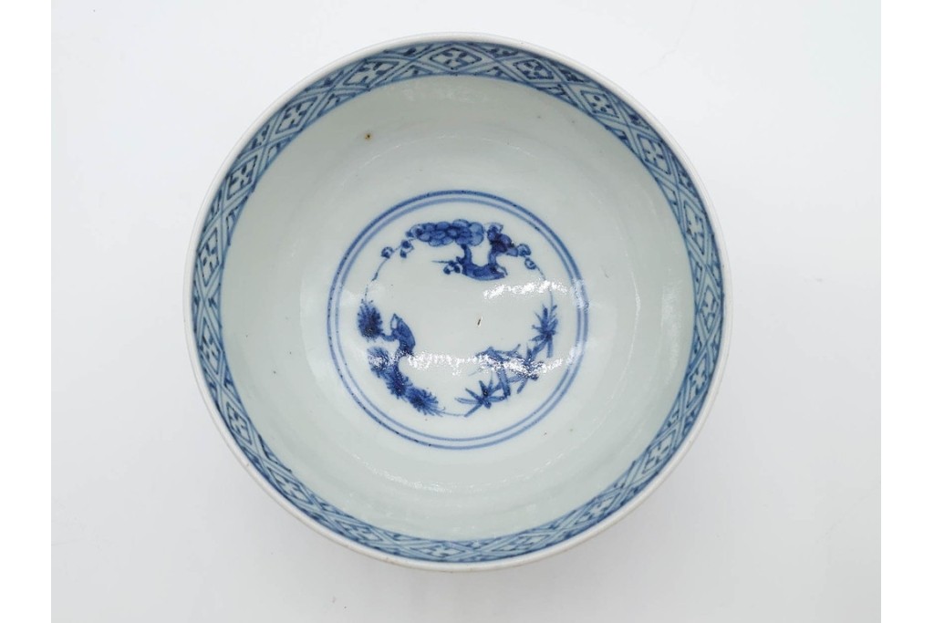 江戸期　古伊万里　染付　花唐草文と松竹梅文が上品な蓋付き茶碗　(R-089675)