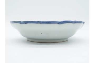 江戸期　古伊万里　染付　直径約15cm(4.9寸)　花文が彩る楼閣山水図の中皿2枚セット　(R-089676)