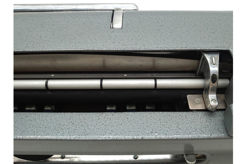 アメリカ　PERKINS BRAILLER(パーキンスブレーラー)　レトロな点字タイプライター　(R-089677)